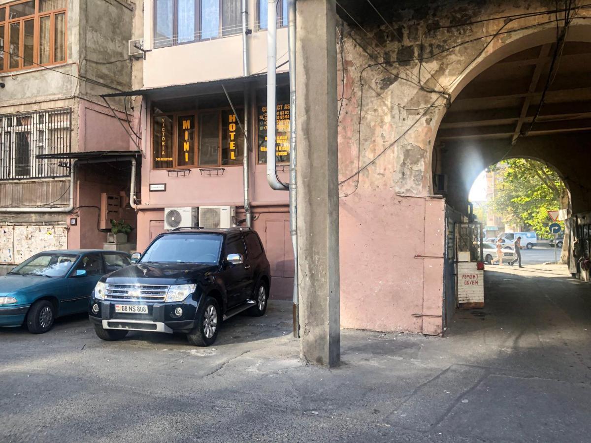 Hotel Victoria Yerevan Exterior photo